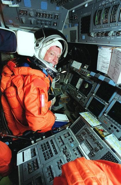 NASA image: KSC-01pp1224