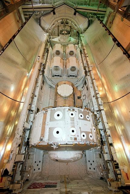 NASA image: KSC-01pp1228