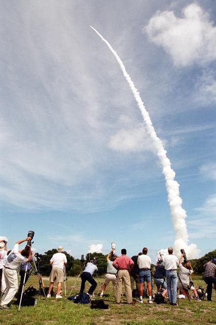 NASA image: KSC-01pp1236