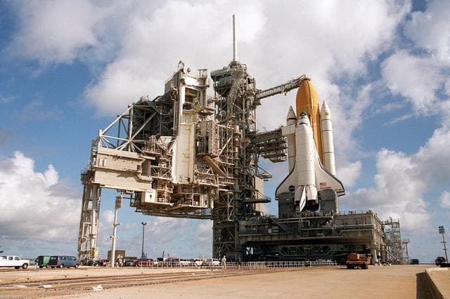 NASA image: KSC-01pp1243