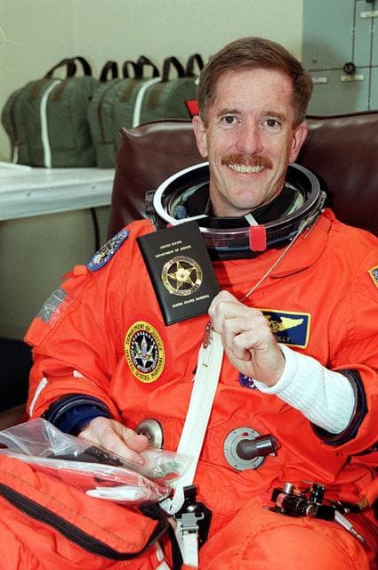 NASA image: KSC-01pp1278