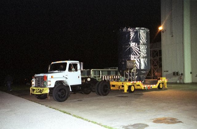 NASA image: KSC-01pp1338