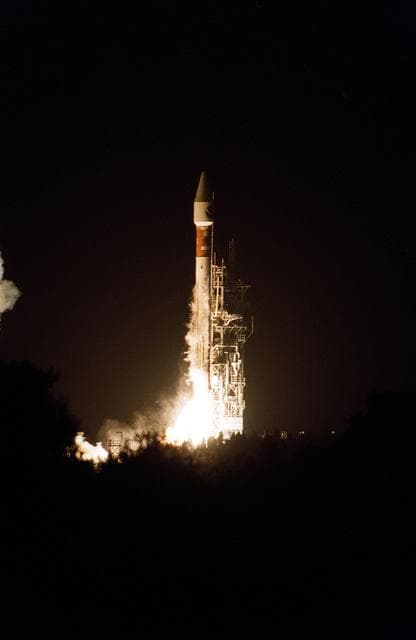 NASA image: KSC-01pp1366