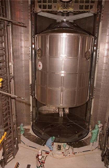 NASA image: KSC-01pp1392