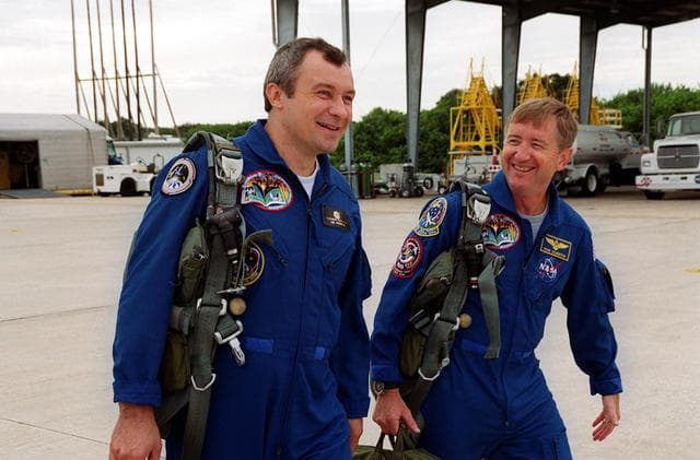 NASA image: KSC-01pp1431