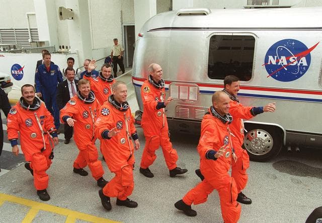 NASA image: KSC-01pp1462