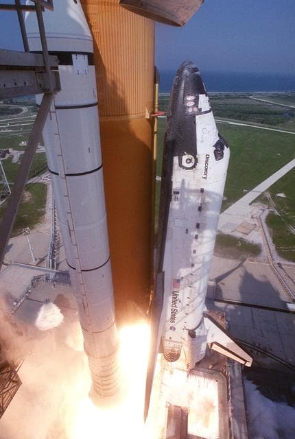 NASA image: KSC-01pp1473