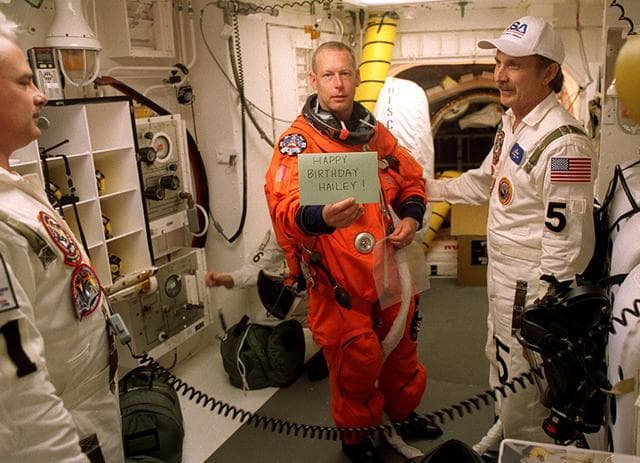 NASA image: KSC-01pp1477