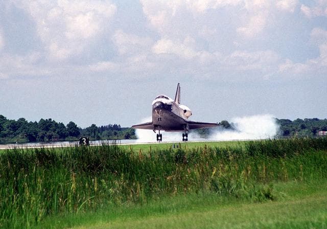 NASA image: KSC-01pp1485