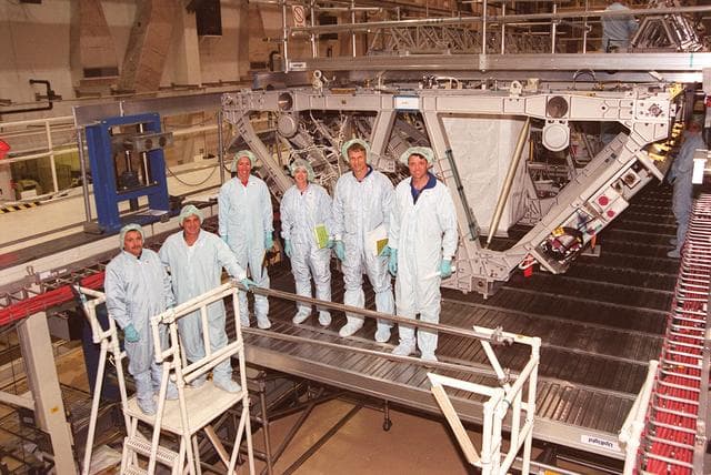NASA image: KSC-01pp1563