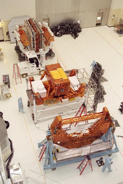 NASA image: KSC-01pp1632