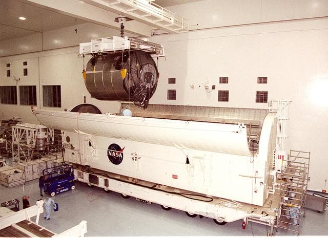 NASA image: KSC-01pp1638