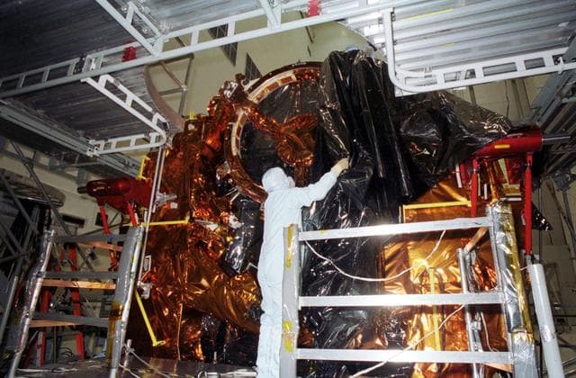 NASA image: KSC-01pp1697
