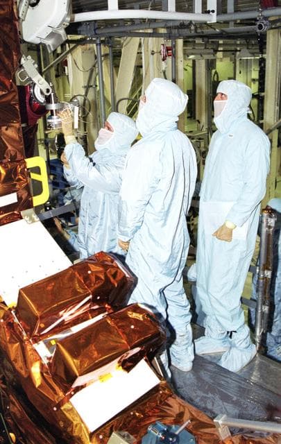 NASA image: KSC-01pp1726
