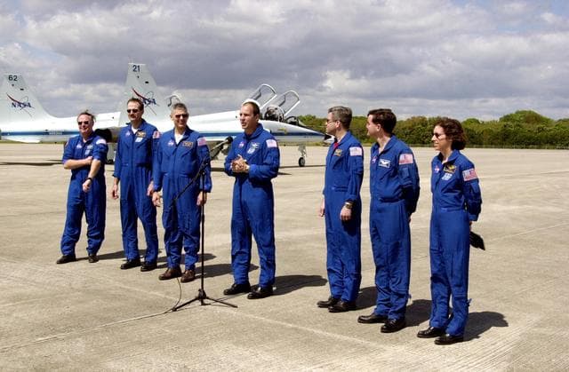 NASA image: KSC-02PD0338