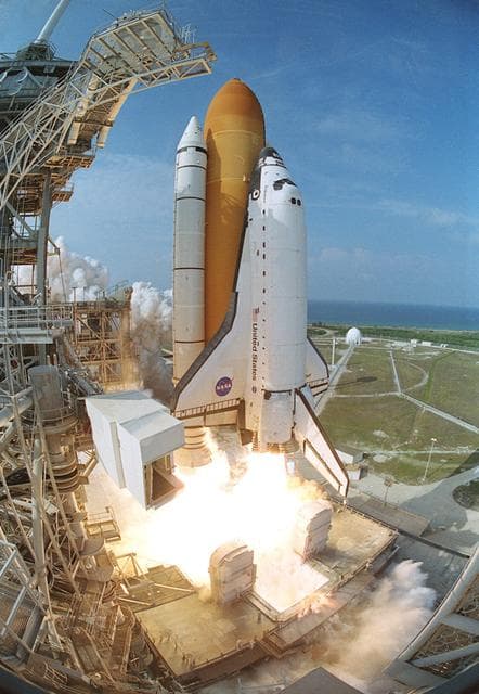 NASA image: KSC-02PP0909