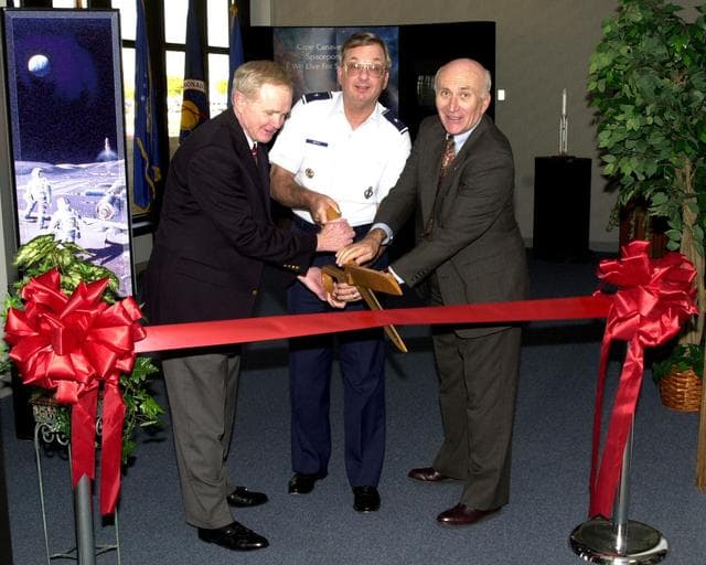NASA image: KSC-02pd0041