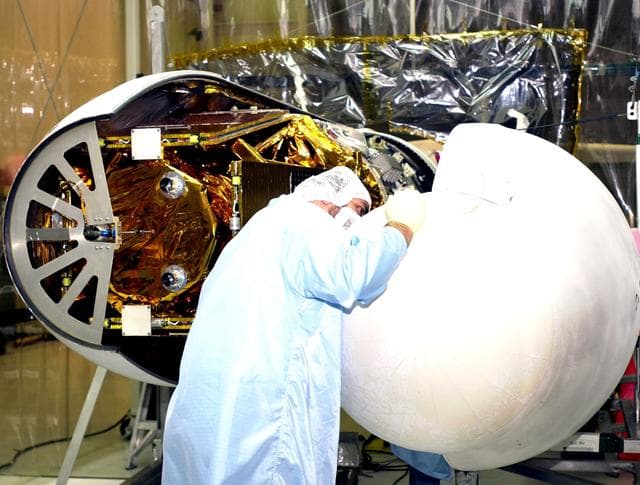 NASA image: KSC-02pd0117