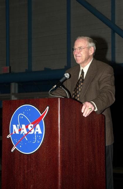 NASA image: KSC-02pd0193