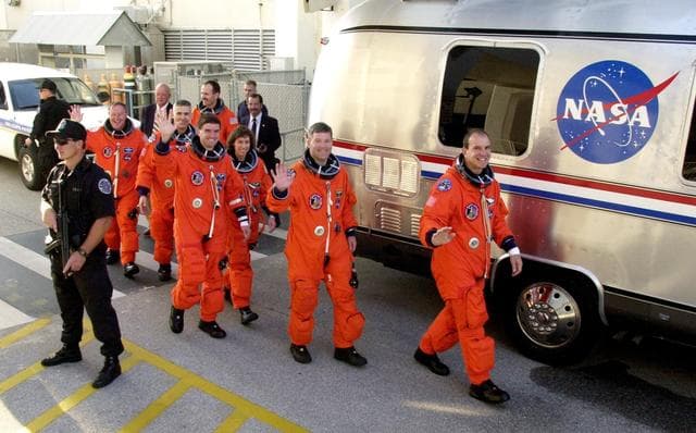 NASA image: KSC-02pd0308