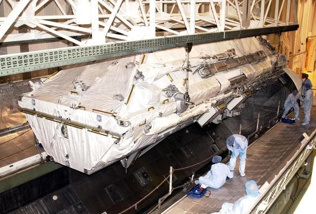 NASA image: KSC-02pd0346