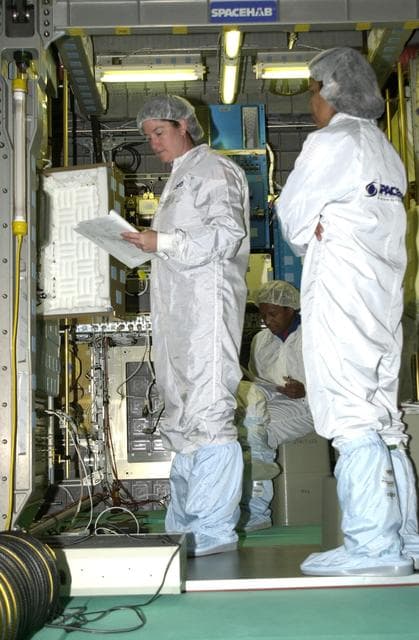 NASA image: KSC-02pd0364