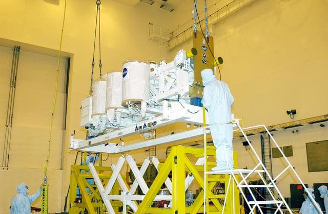 NASA image: KSC-02pd0420