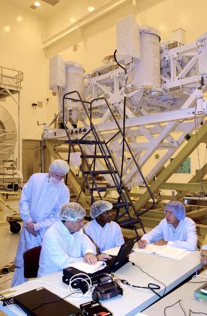 NASA image: KSC-02pd0424