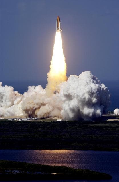 NASA image: KSC-02pd0454