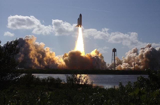 NASA image: KSC-02pd0460