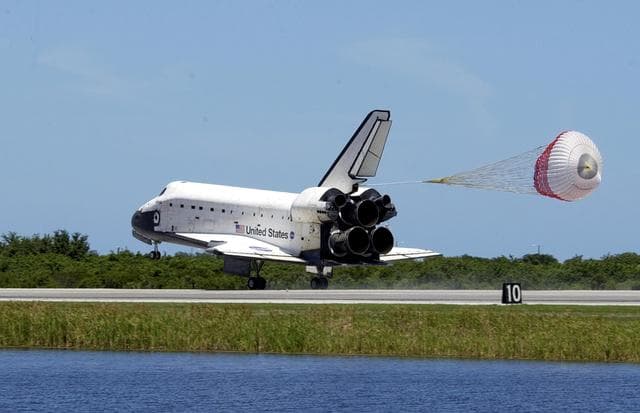 NASA image: KSC-02pd0513