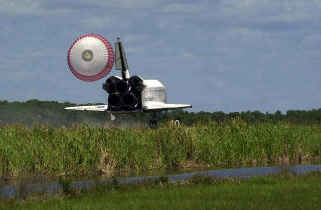 NASA image: KSC-02pd0515