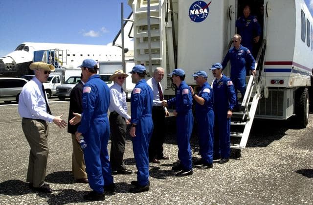 NASA image: KSC-02pd0525