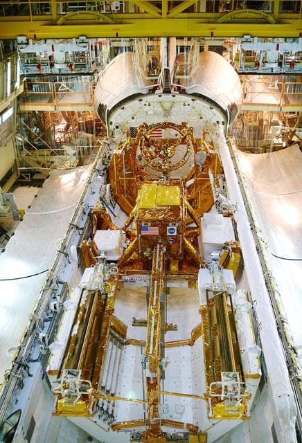 NASA image: KSC-02pd0543