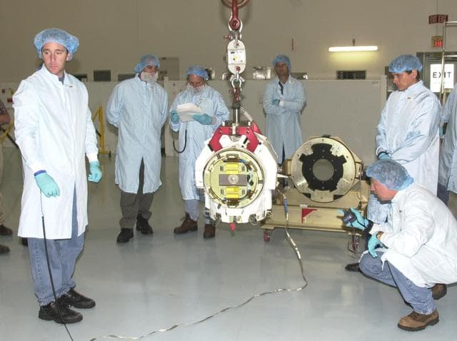 NASA image: KSC-02pd0554