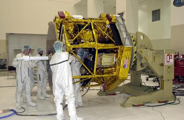 NASA image: KSC-02pd0601