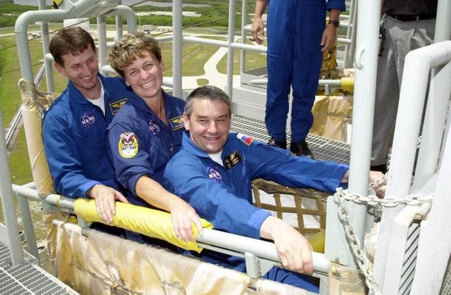 NASA image: KSC-02pd0698