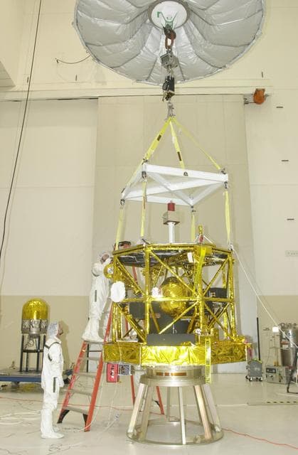 NASA image: KSC-02pd0739