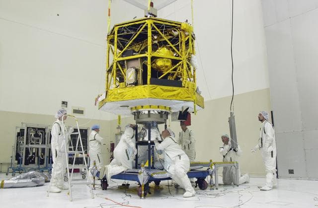 NASA image: KSC-02pd0743