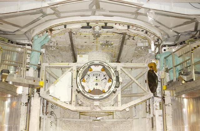 NASA image: KSC-02pd0774