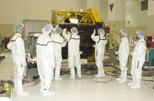 NASA image: KSC-02pd0801