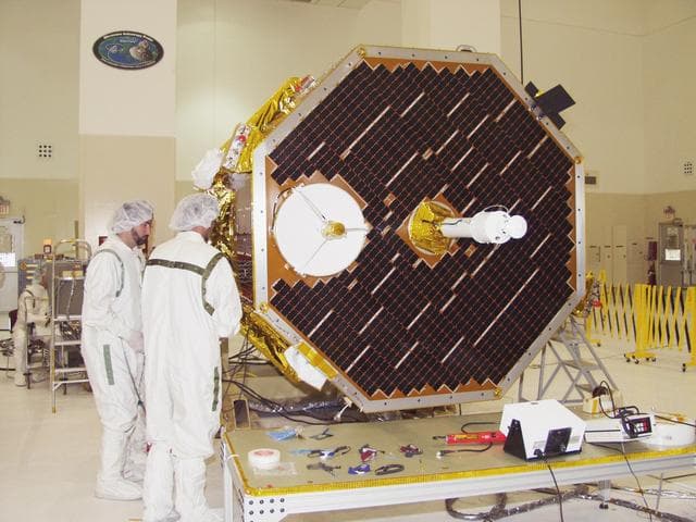 NASA image: KSC-02pd0804