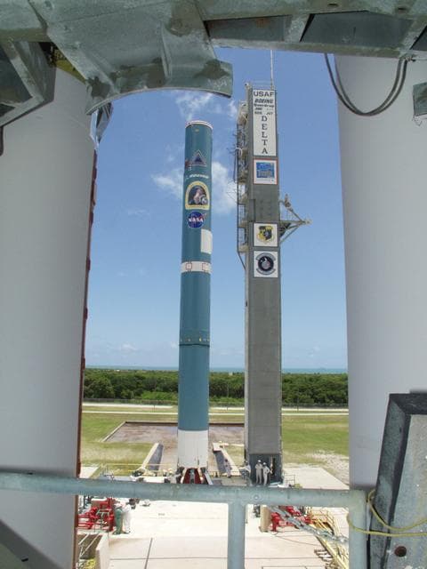 NASA image: KSC-02pd0811