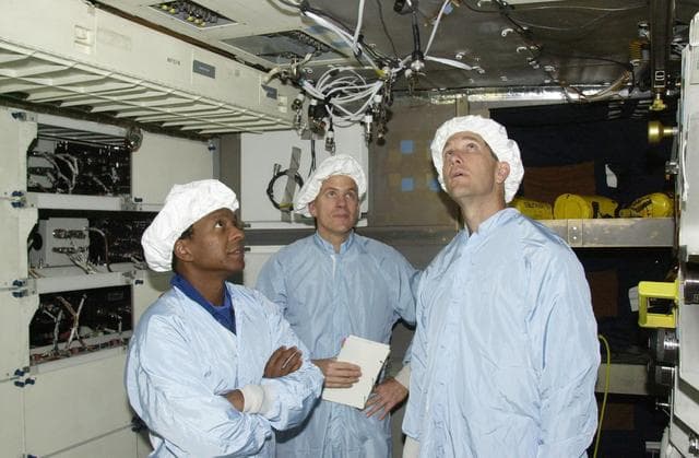 NASA image: KSC-02pd0940