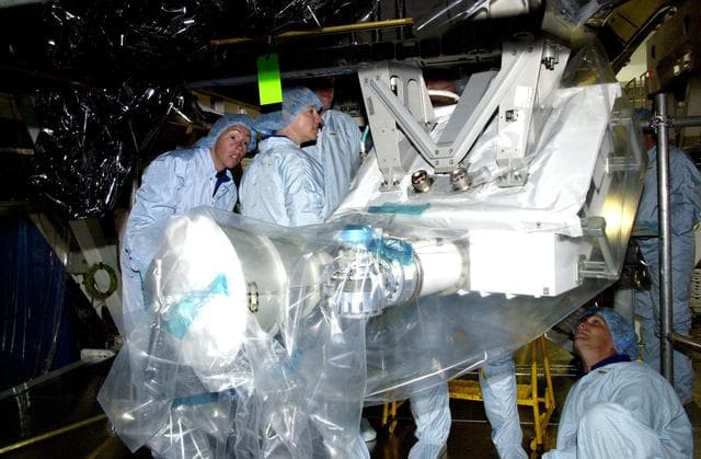 NASA image: KSC-02pd0987