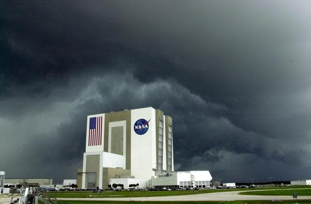 NASA image: KSC-02pd0994