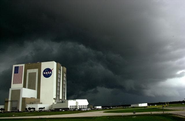 NASA image: KSC-02pd0995