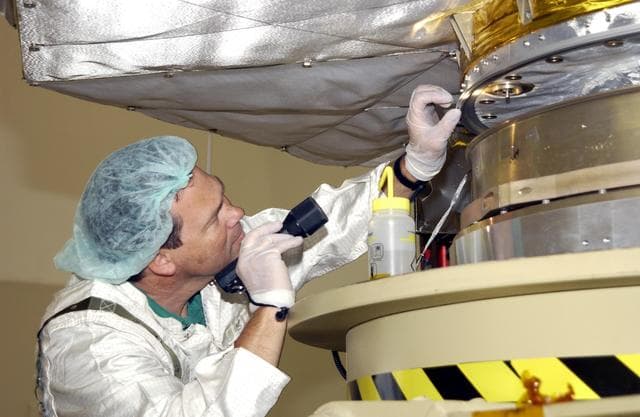 NASA image: KSC-02pd1006