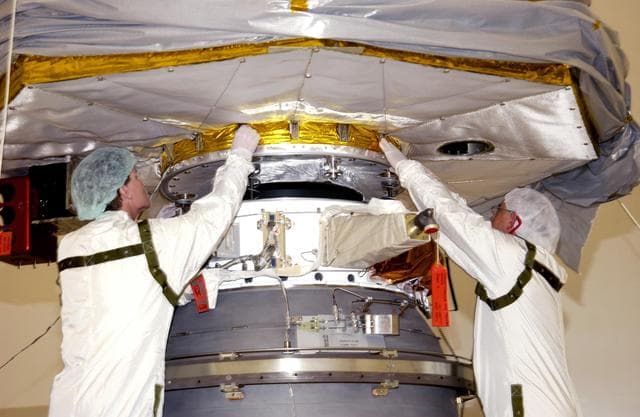 NASA image: KSC-02pd1011