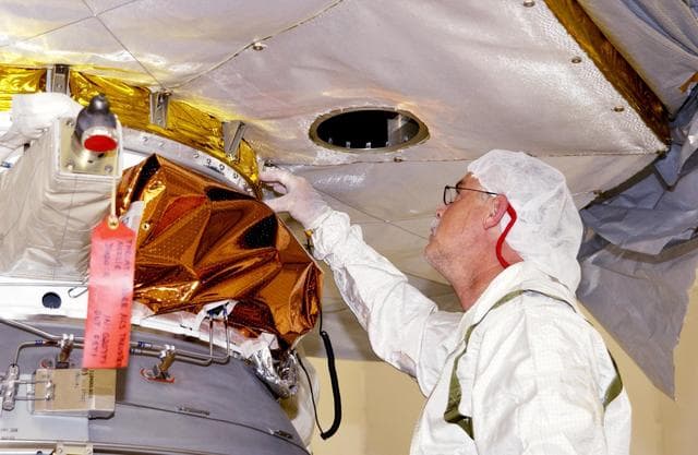 NASA image: KSC-02pd1014